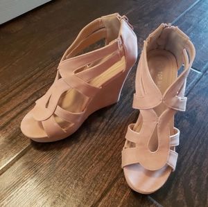 Women's 8 Caged Wedge Sandals